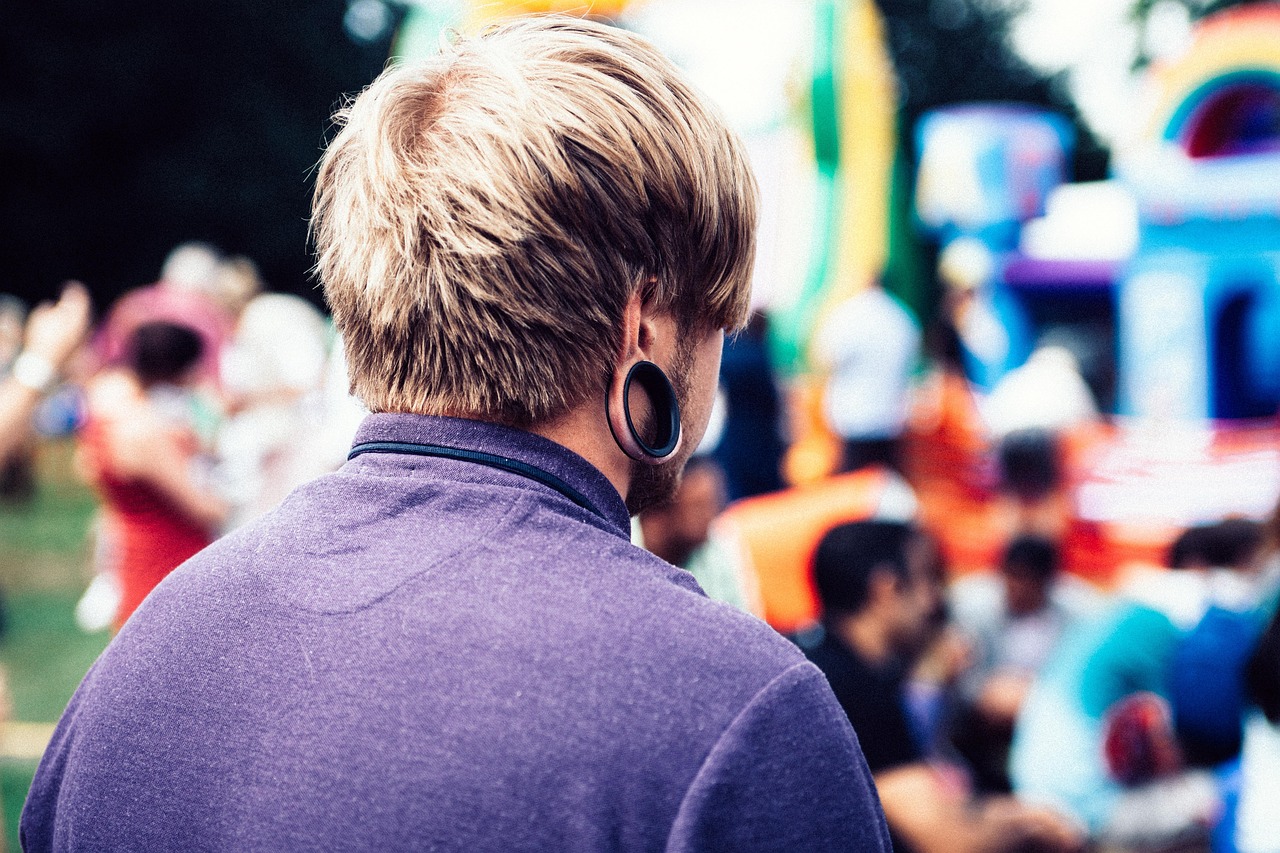 Ohrring Festival alternativ Flesh Tunnel Revival – Der Trend aus den 90ern ist zurück!