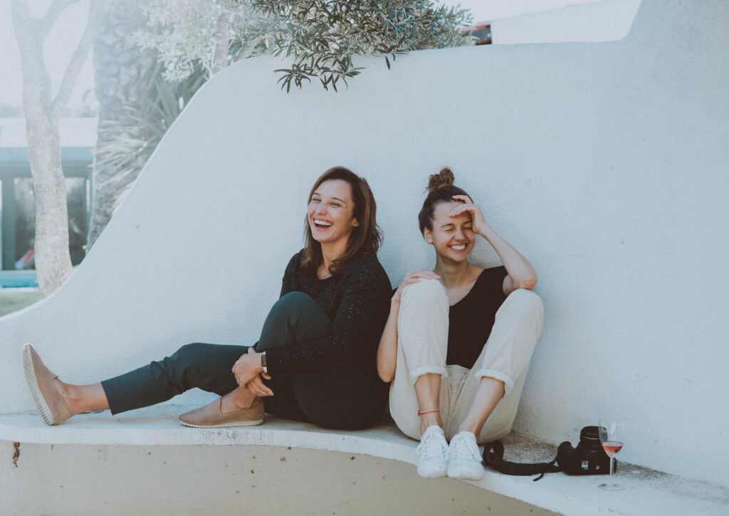 Frauen beste Freunde lachen Spaß Beste Freunde Sprüche zum Geburtstag – Herzlich & Lustig