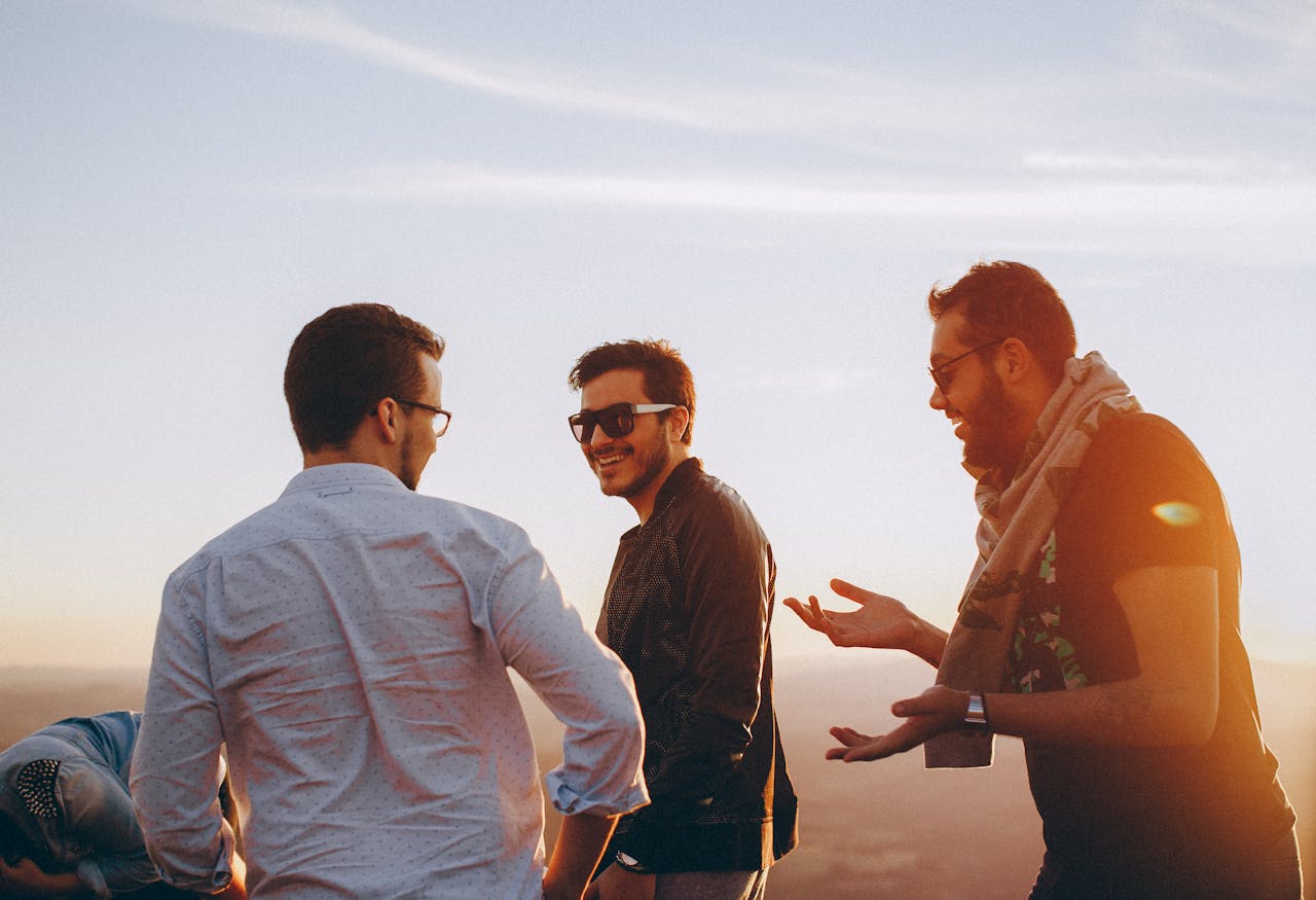 Männergruppe lachen Spaß Sind alle Männer gleich