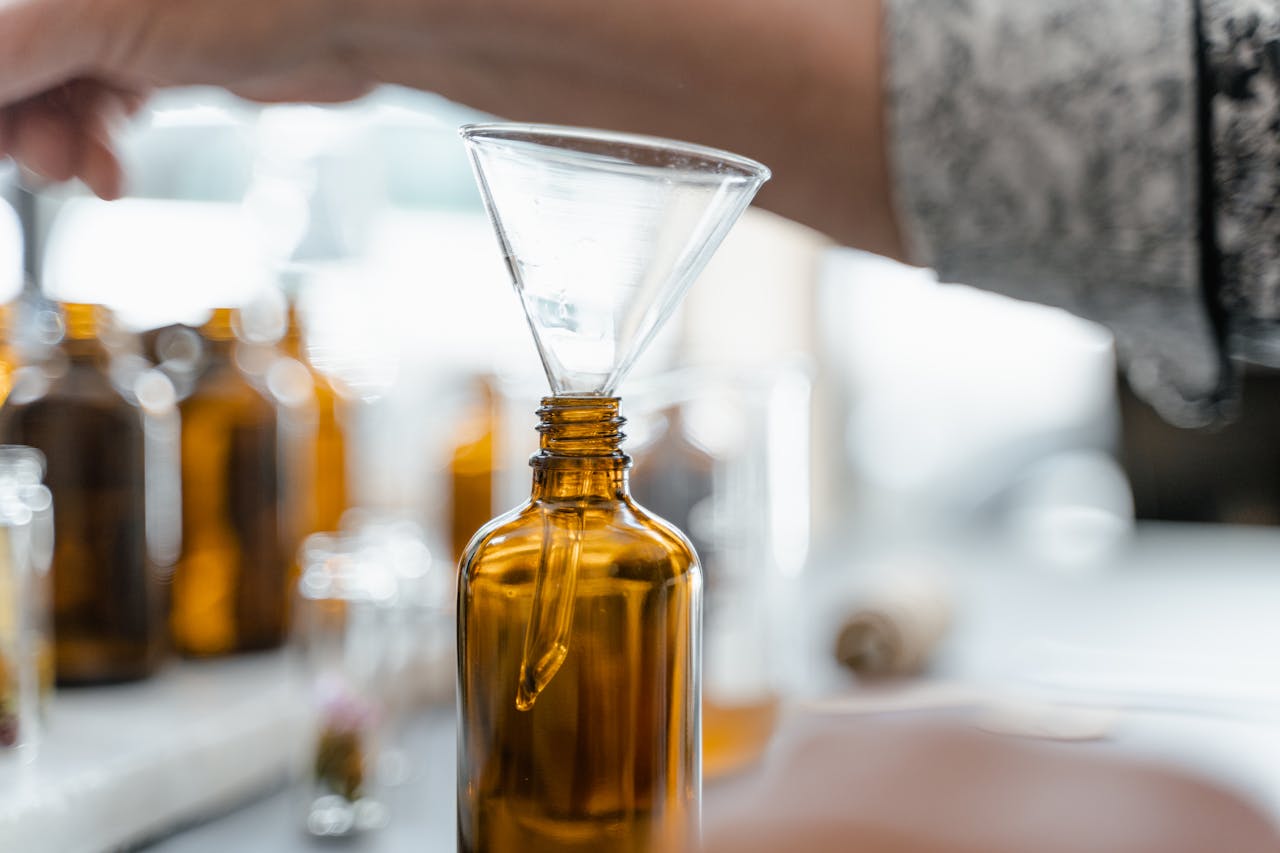 Tinktur Flasche Welche wissenschaftlichen Studien gibt es zu Fliegenpilz-Tinkturen